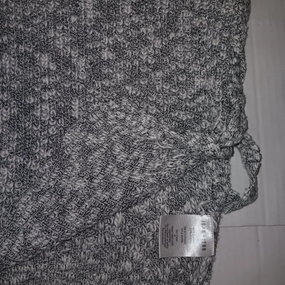 ANTHROPOLOGIE JOHN + JENN COTTON BLEND V NECK PULLOVER KNIT SWEATER